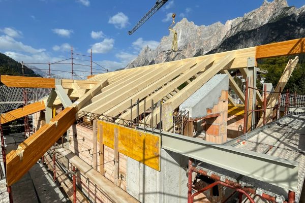 costruzione-rifacimento-ristrutturazione-tetti-costruzionidcf-cortina